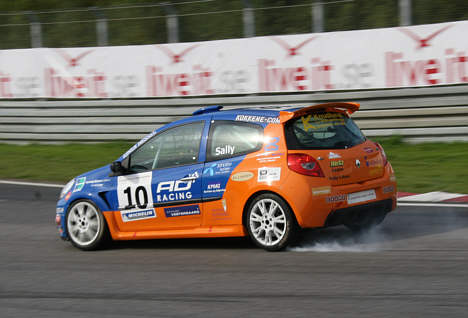 Fredagen blev brugt på at lære Sturup Raceway at kende, samt til at prøve grænser af.